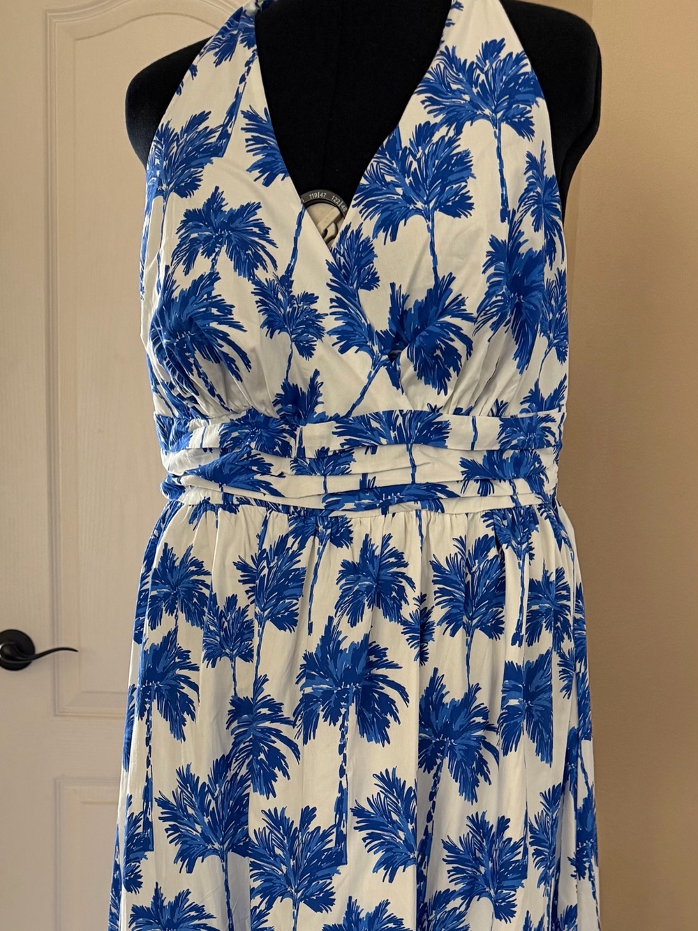 Blue Palm-Print Halter Maxi Dress - White & Cobalt